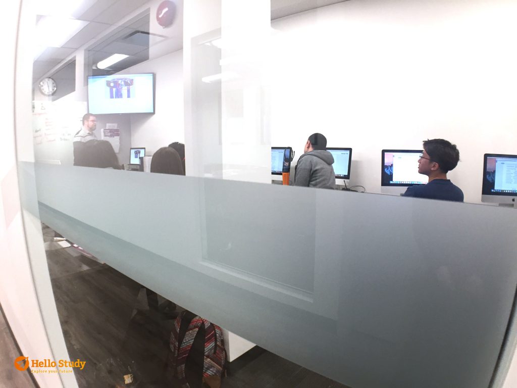 03-%e4%b8%8a%e8%aa%b2%e6%83%85%e5%bd%a2%ef%bc%9a%e6%89%98%e7%a6%8f%e7%8f%ad%e6%9c%80%e5%a4%9a12%e4%ba%ba%ef%bc%8c%e4%b8%80%e4%ba%ba%e4%b8%80%e5%8f%b0%e9%9b%bb%e8%85%a6